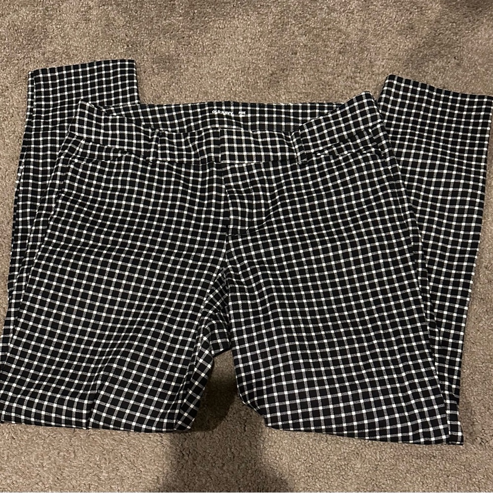 Old Navy stretch pants Size 4
